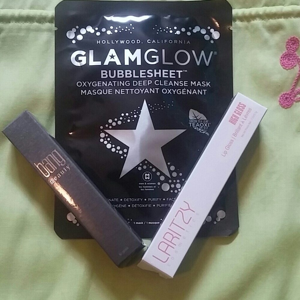 Lip glosses & facial treatment